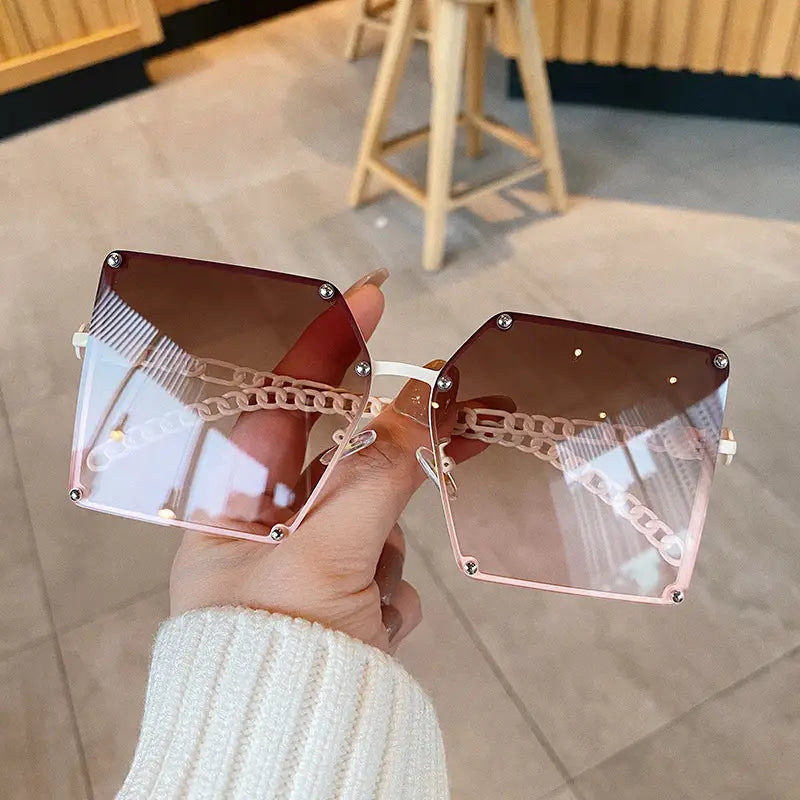 Hollow Out Temple Vintage Ladies Stylish Design Oversized Rectangle Sunglasses For Women Luxury Sunglasses Sun Protection Tinted Lenses